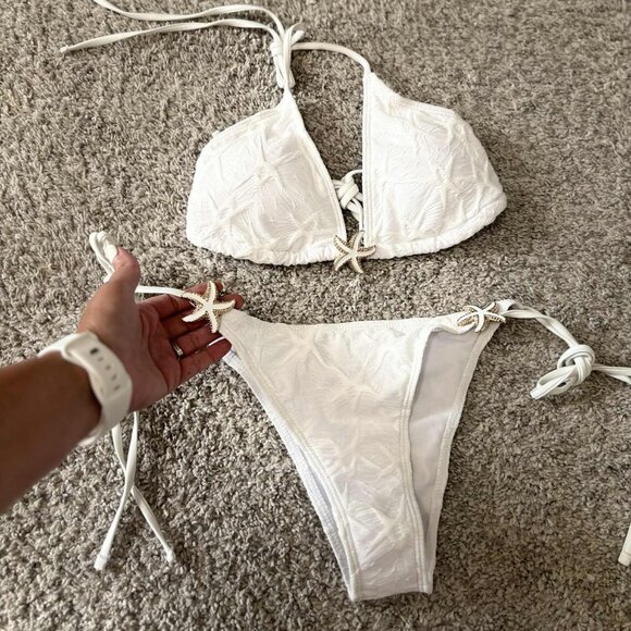 Brand New White Textured Bikini with Ceramic Starfish on each hip (white & gold) - Picture 6 of 10